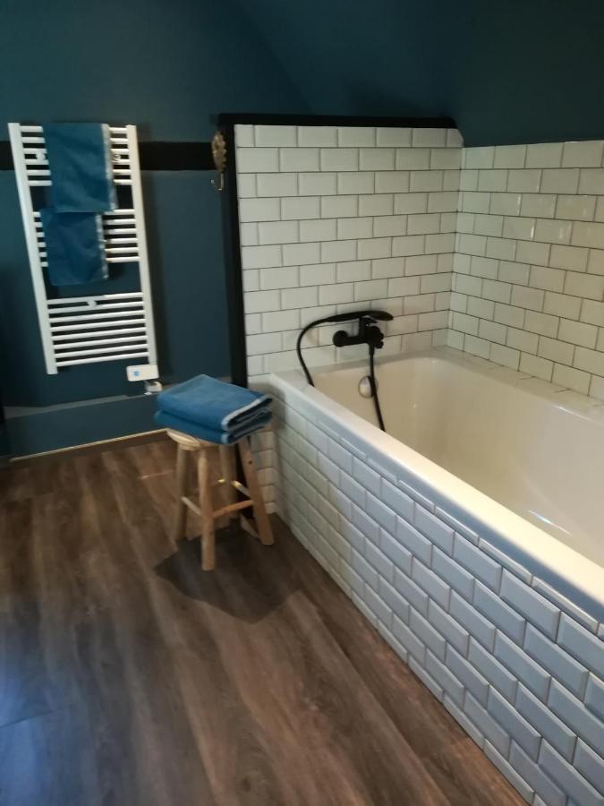 Lait & Lit Bed & Breakfast Triqueville Eksteriør bilde